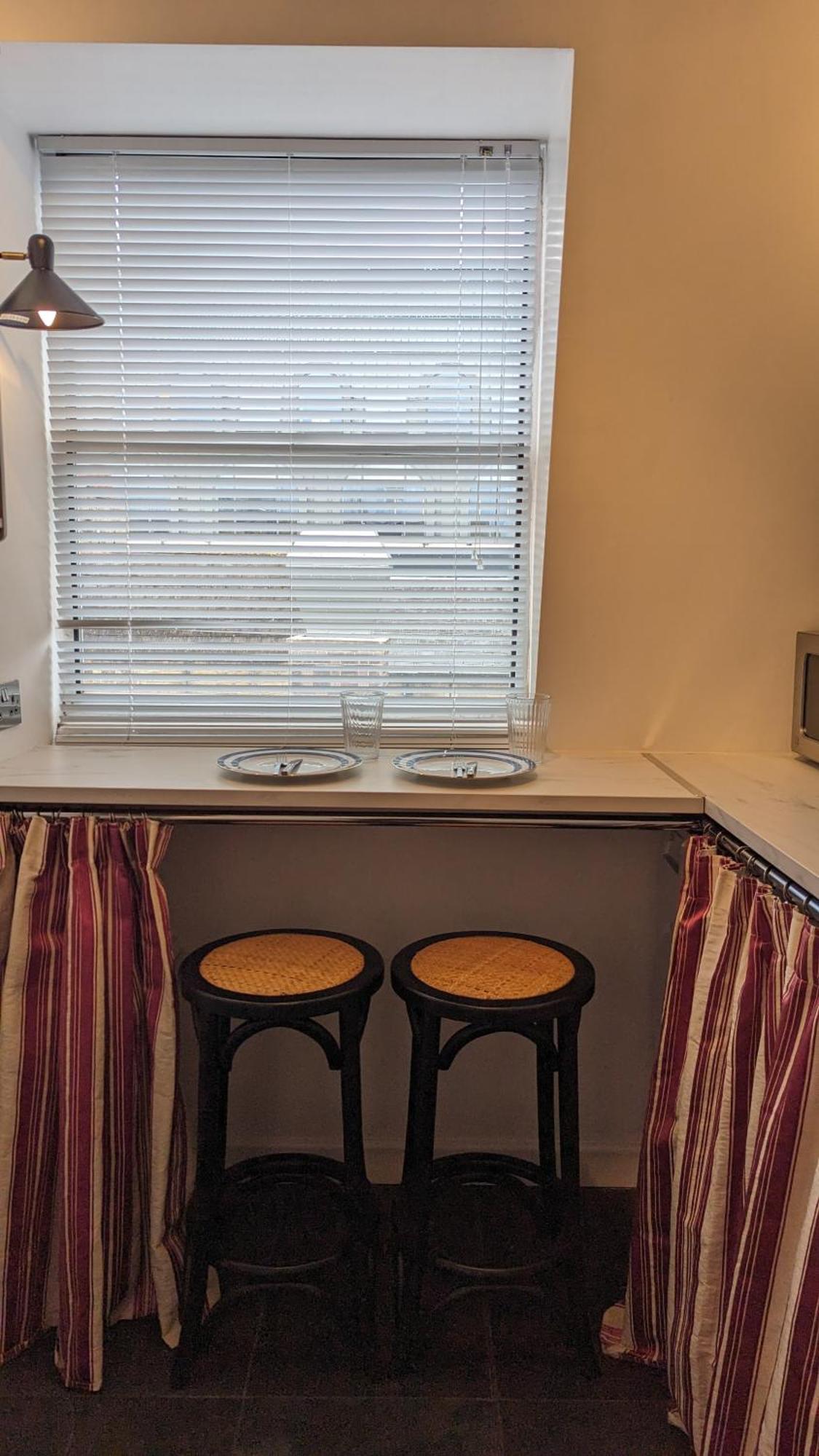 Apartamento Old Compton Apartamento: Charming Retreat For Mature Guests *